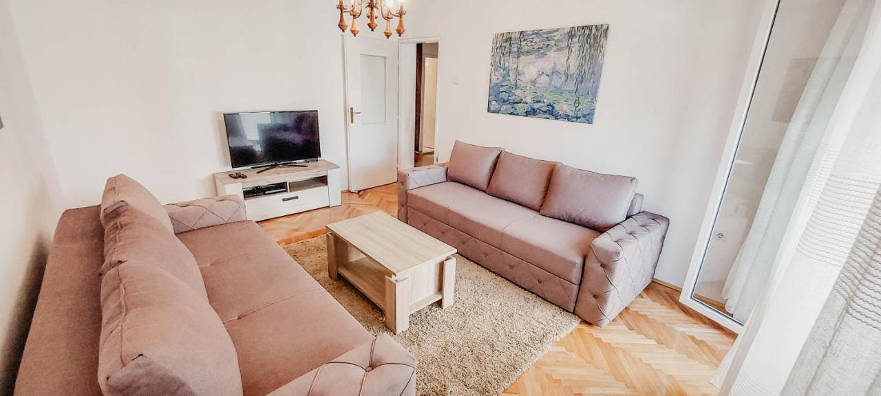 Apartment Bracovic - City Center Бар Екстер'єр фото