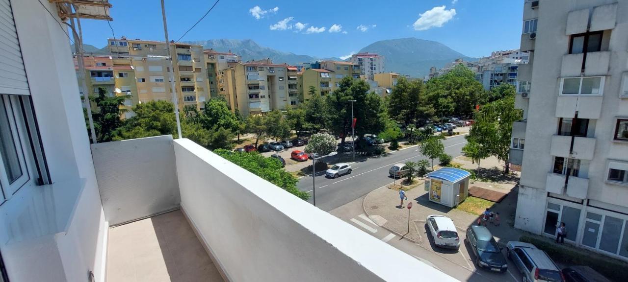 Apartment Bracovic - City Center Бар Екстер'єр фото